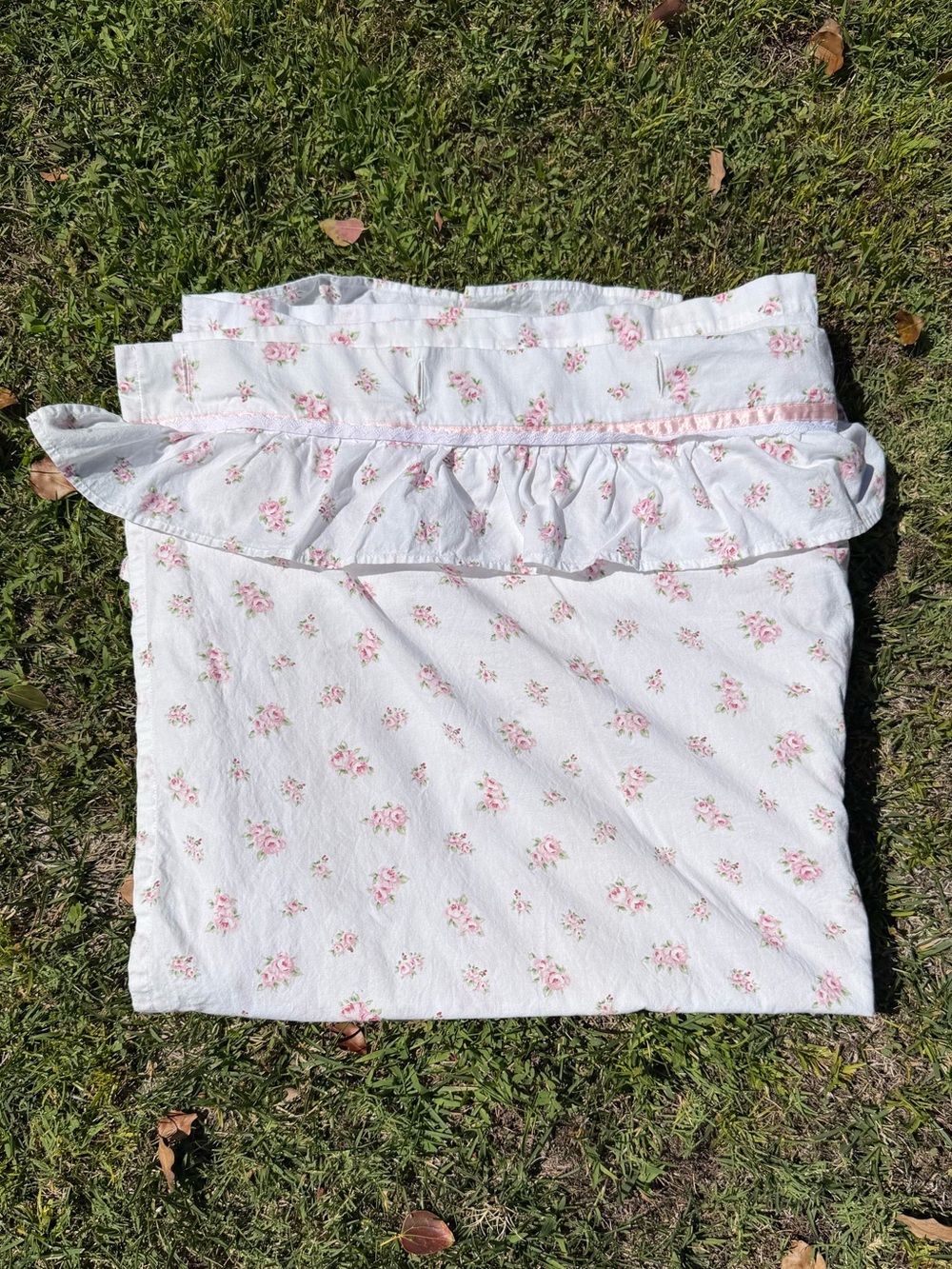 Y2K Rachel Ashwell Treasures Rosebud Ruffled Farmhouse Shower Curtain 68x70 GUC